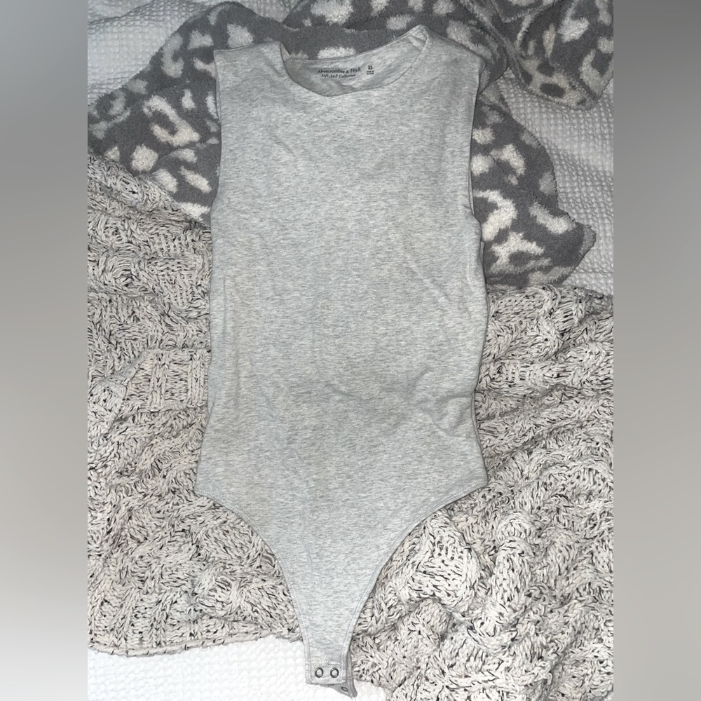 Abercrombie and fitch soft and COMFY bodysuit